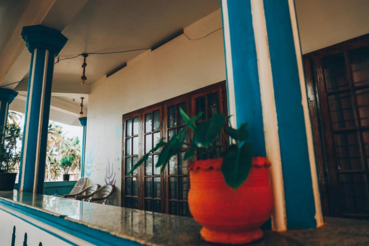 Hotel Surf N Sea Thiruvananthapuram Exterior foto
